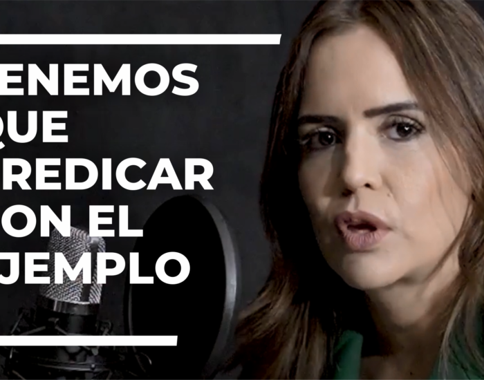 Tenemos que predicar con el ejemplo: Clara Luz Flores